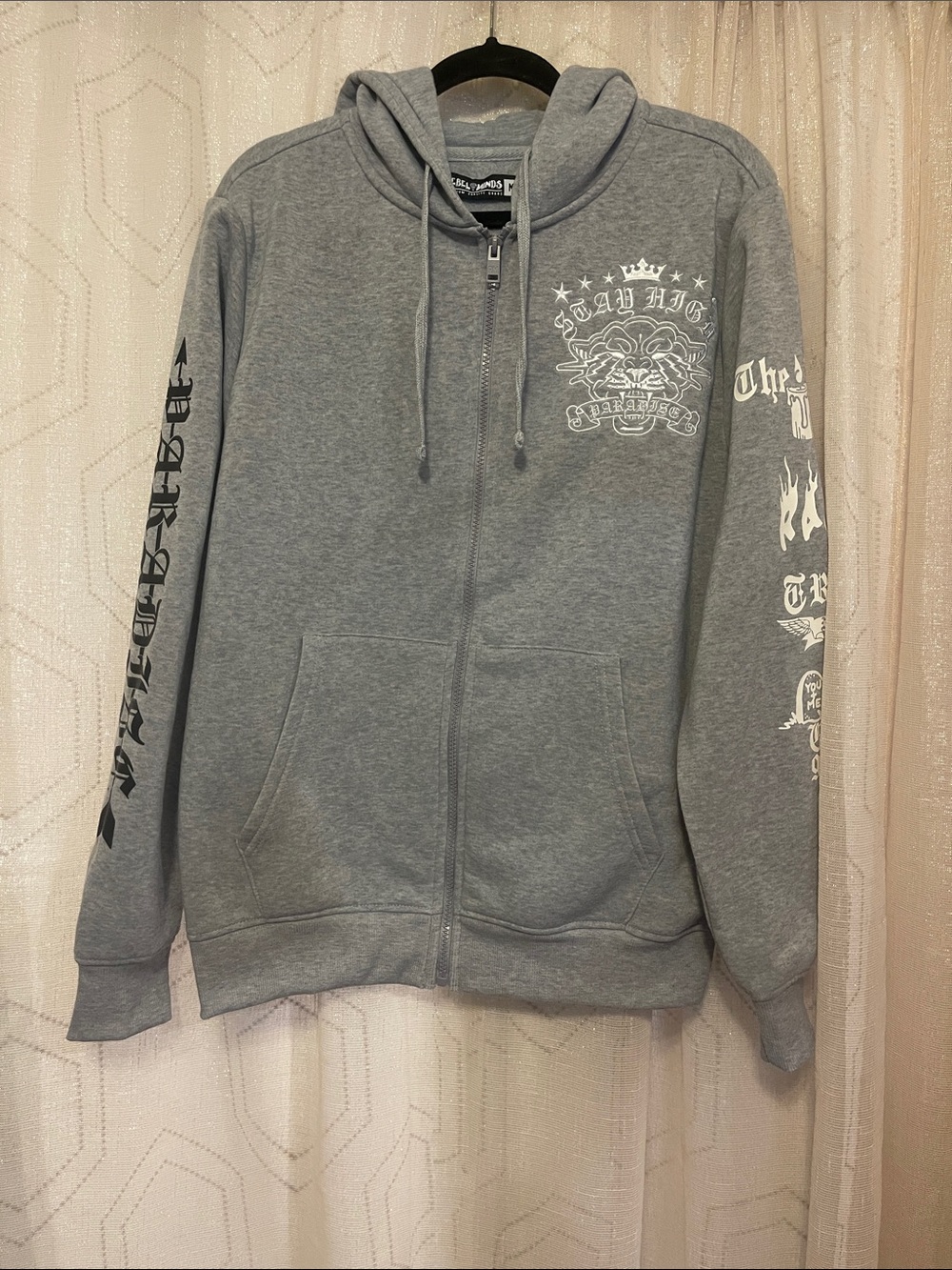 NWOT Rebel Minds Gray Graphic Zip-Up Hoodie Sweatshirt